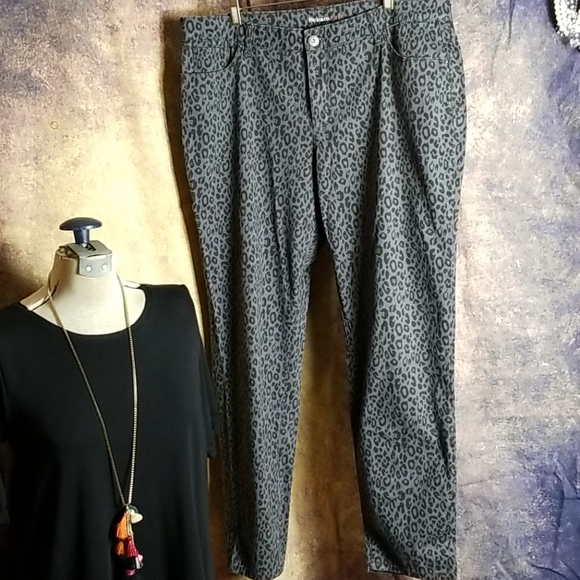 Style & Co. Denim - Style & Co | Animal Print Skinny Jeans